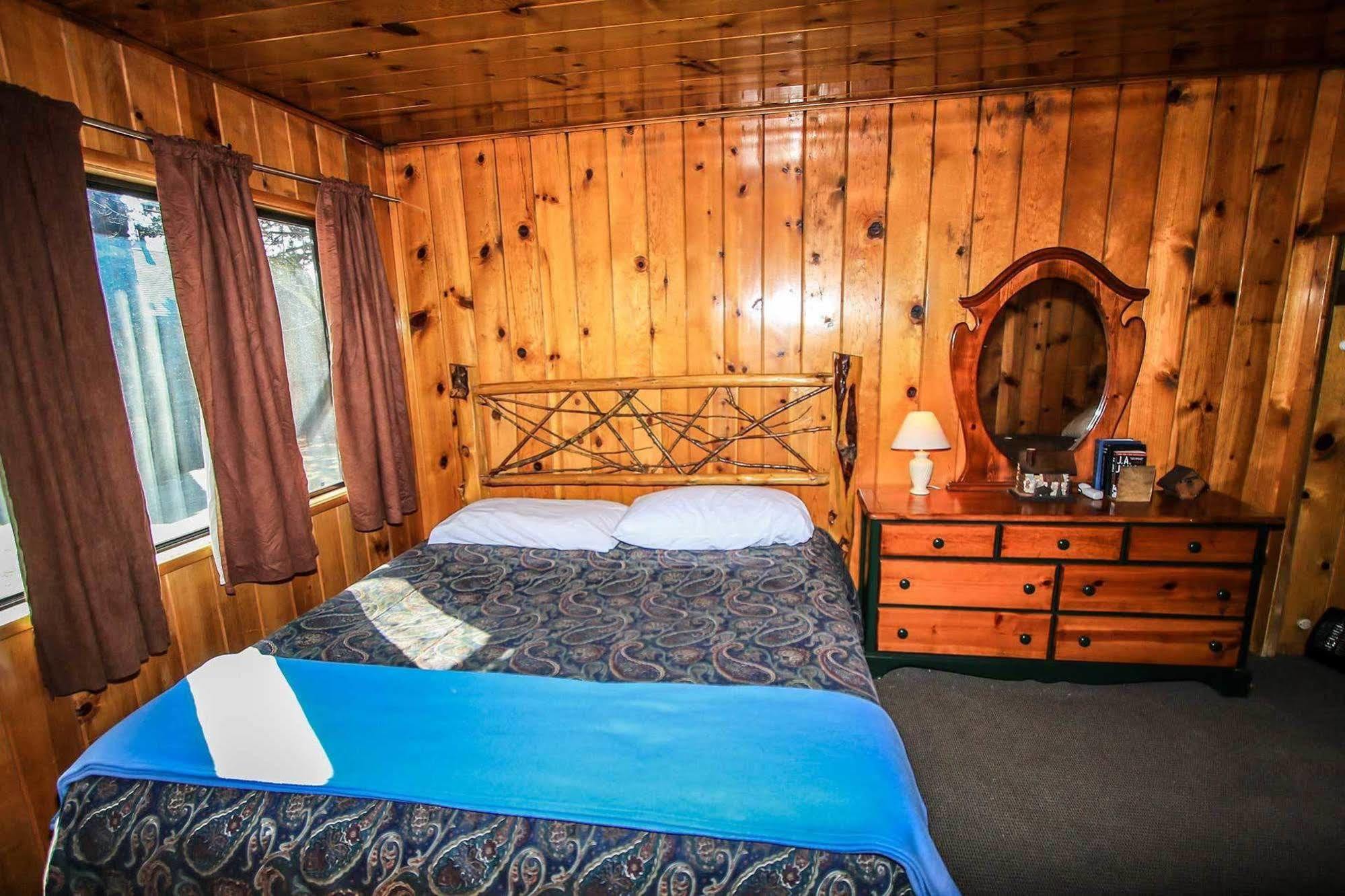 Shore Acres Lodge ビッグ・ベアー・レイク エクステリア 写真